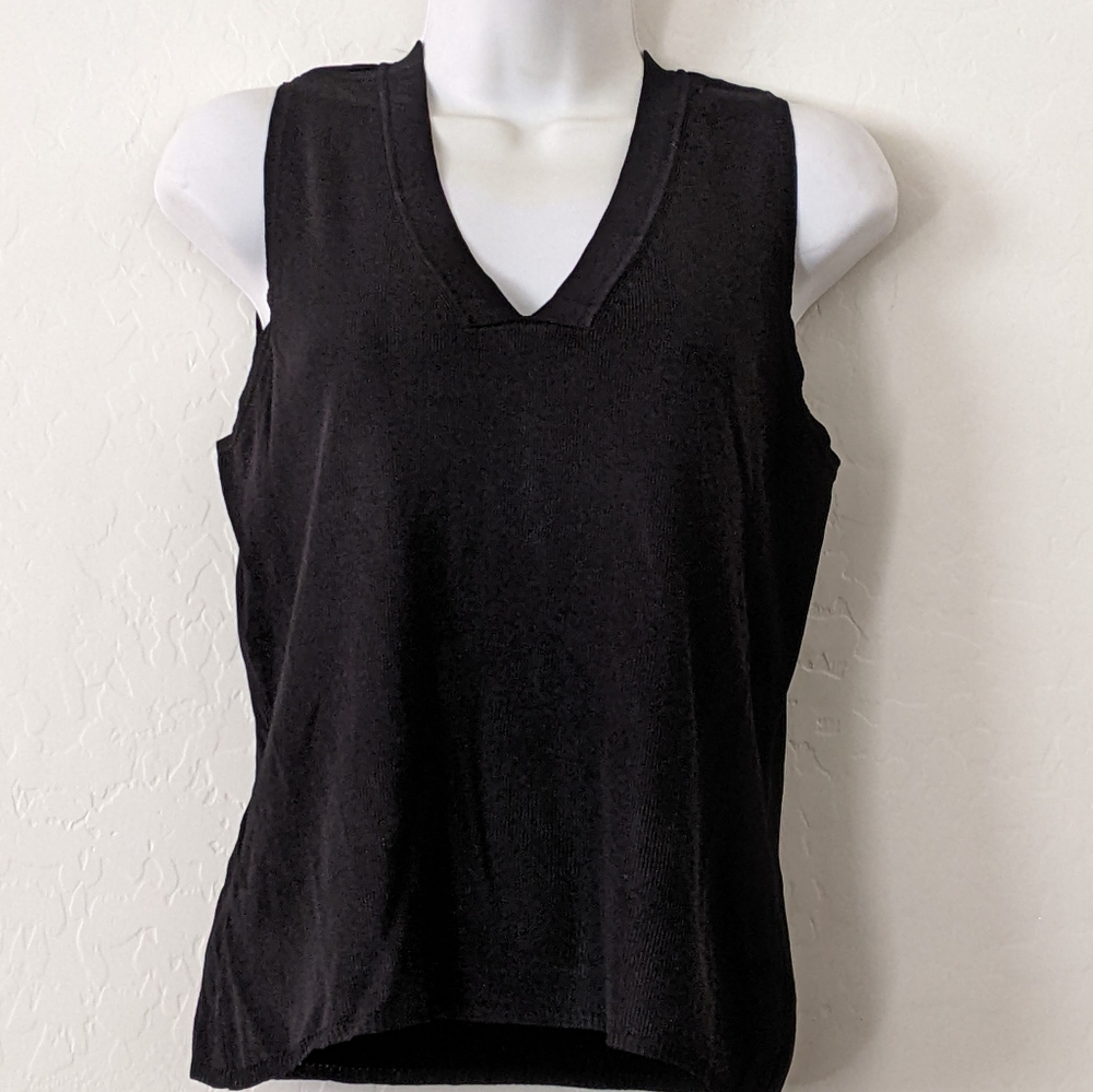 Avalin Sleeveless Blouse